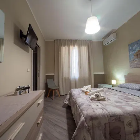 Villa Paestum 3*