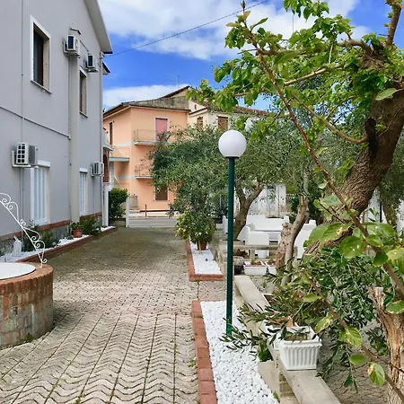 Villa Paestum 3* 帕埃斯图姆